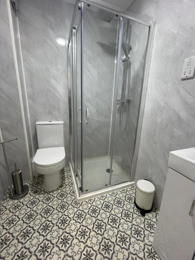 לונדון Riverside Premium Double Room Garden View E14 מראה חיצוני תמונה